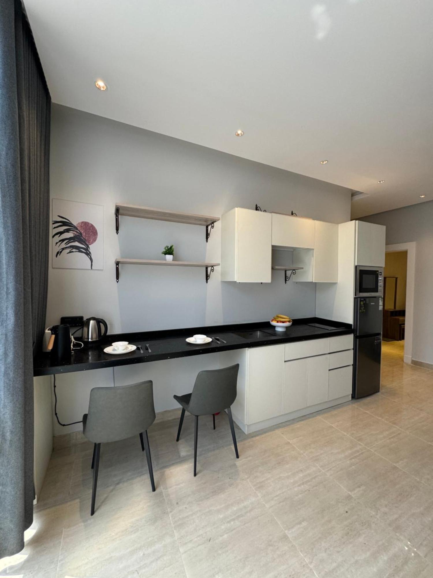 Kayan Apartemen Medina