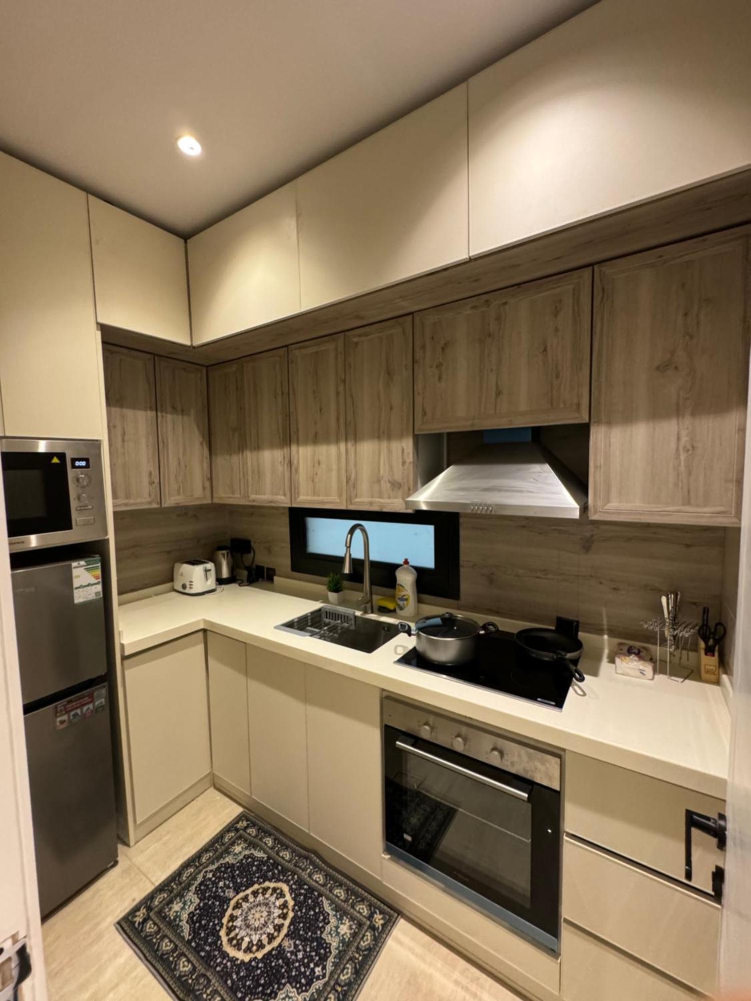 Kayan Apartemen Medina
